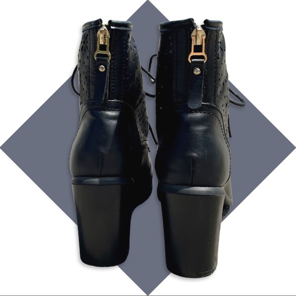 Forever Spring Booties - Picture 4 of 7